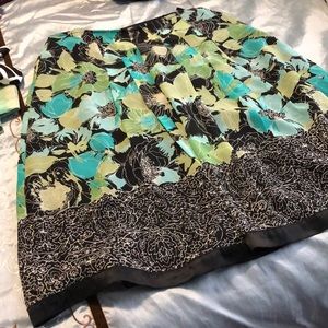 Flower printed skirt
